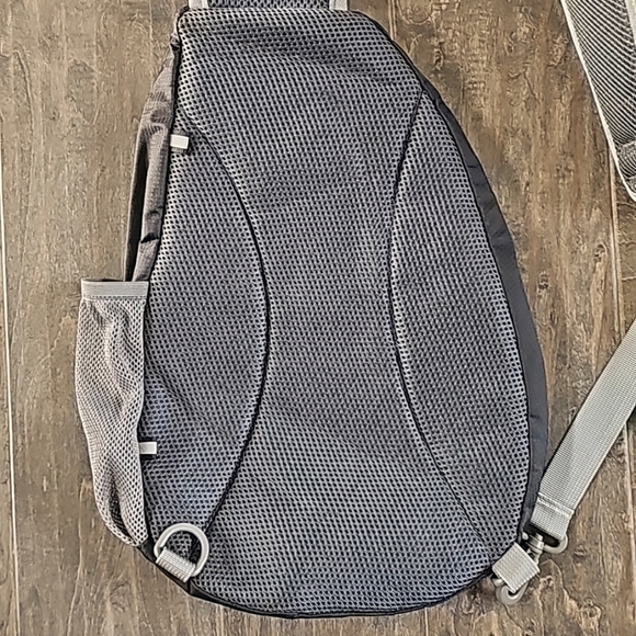 New Waterfly Black and Gray Crossbody Slingbag - Picture 7 of 8
